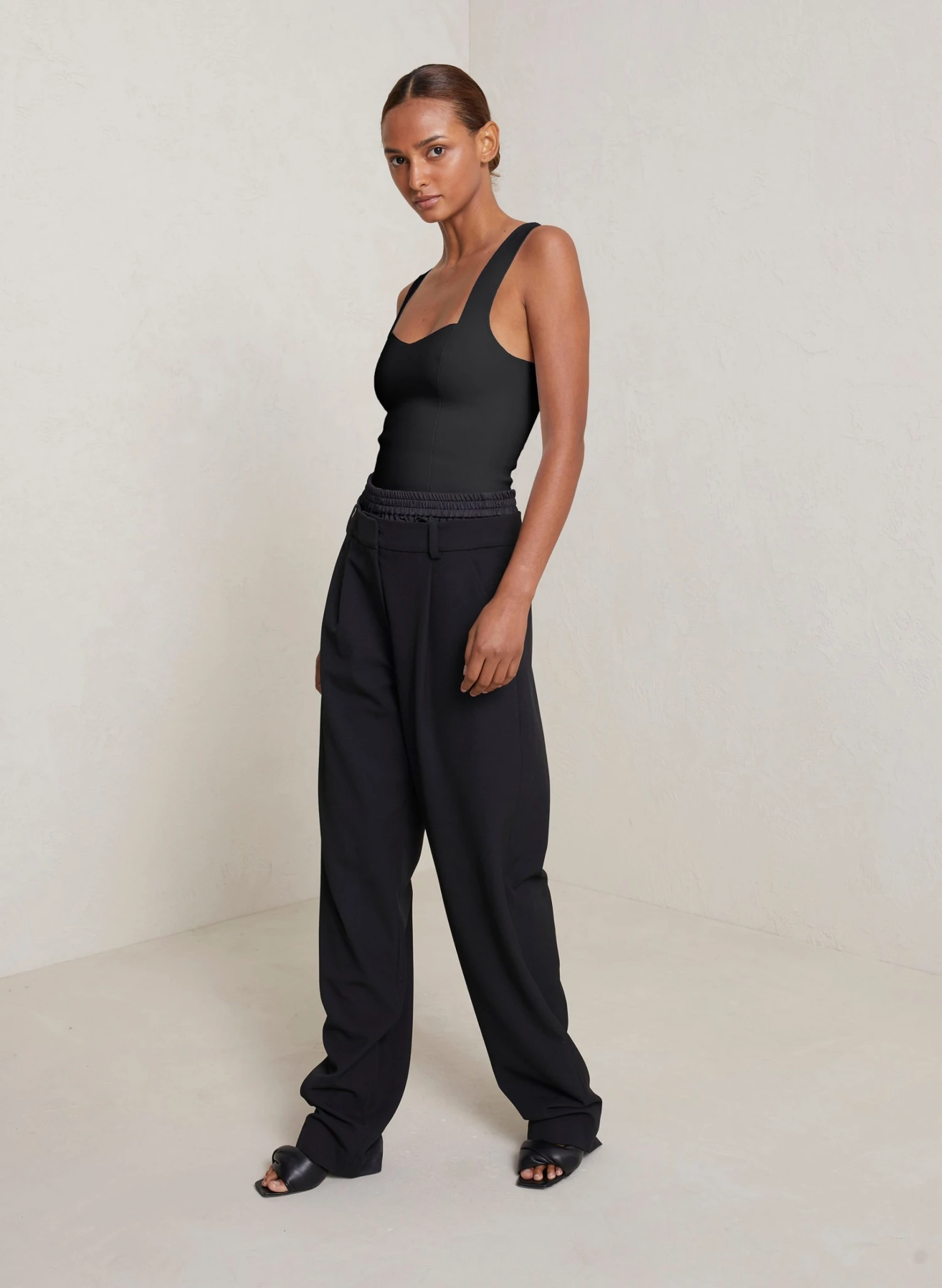 69_JORDANA_TOP_RAYA_TOP_BLK_0023_47a38315-0619-4bbe-ae11-e74fe69eee4a.jpg ALC LTD Tops Jordana Knit Top