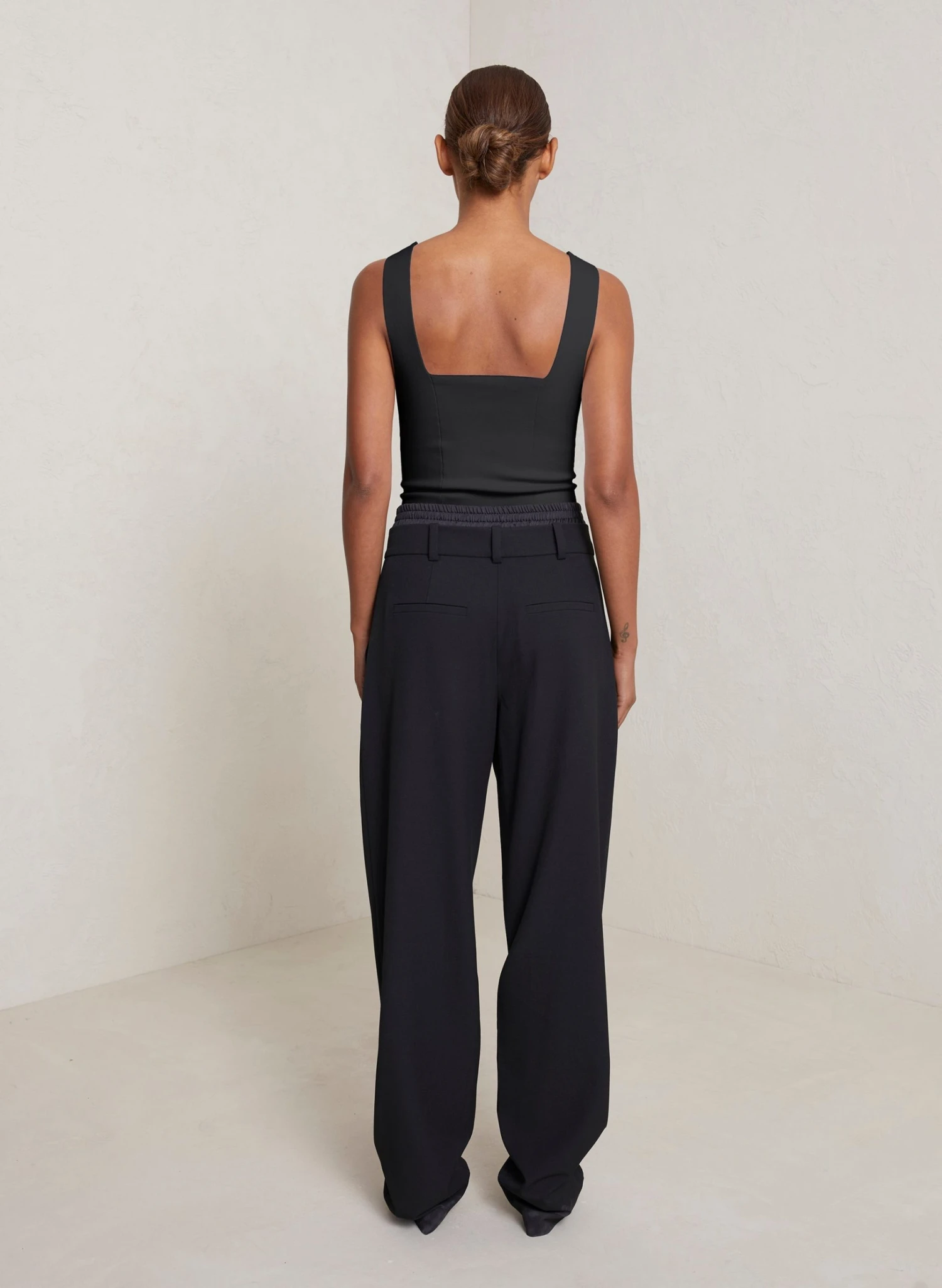 69_JORDANA_TOP_RAYA_TOP_BLK_0029_d69d3f24-c21d-440b-82a5-017c8722cb9a.jpg ALC LTD Tops Jordana Knit Top