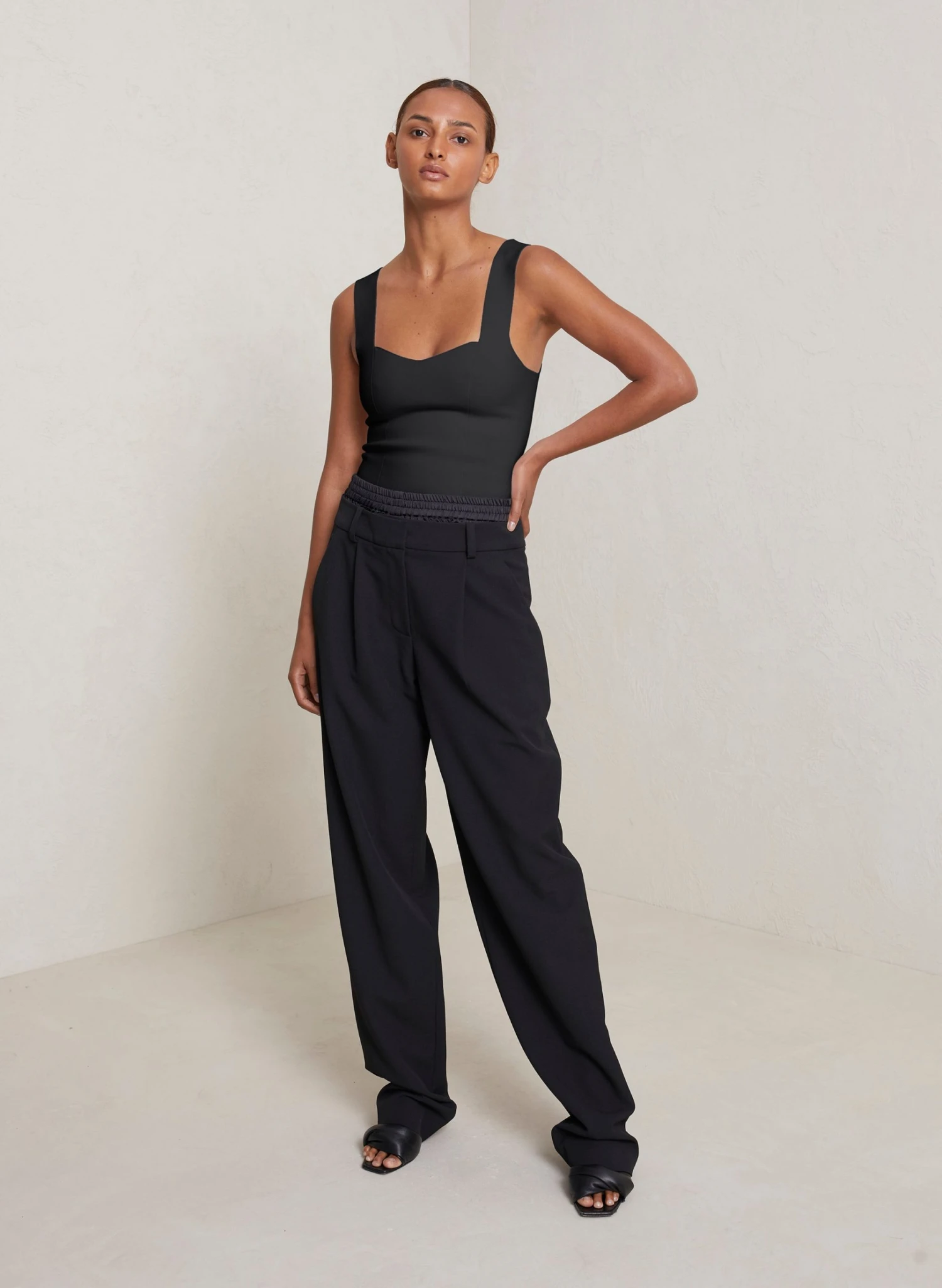 69_JORDANA_TOP_RAYA_TOP_BLK_0038_44548b65-96e3-4b63-912a-50ae35cc9745.jpg ALC LTD Tops Jordana Knit Top