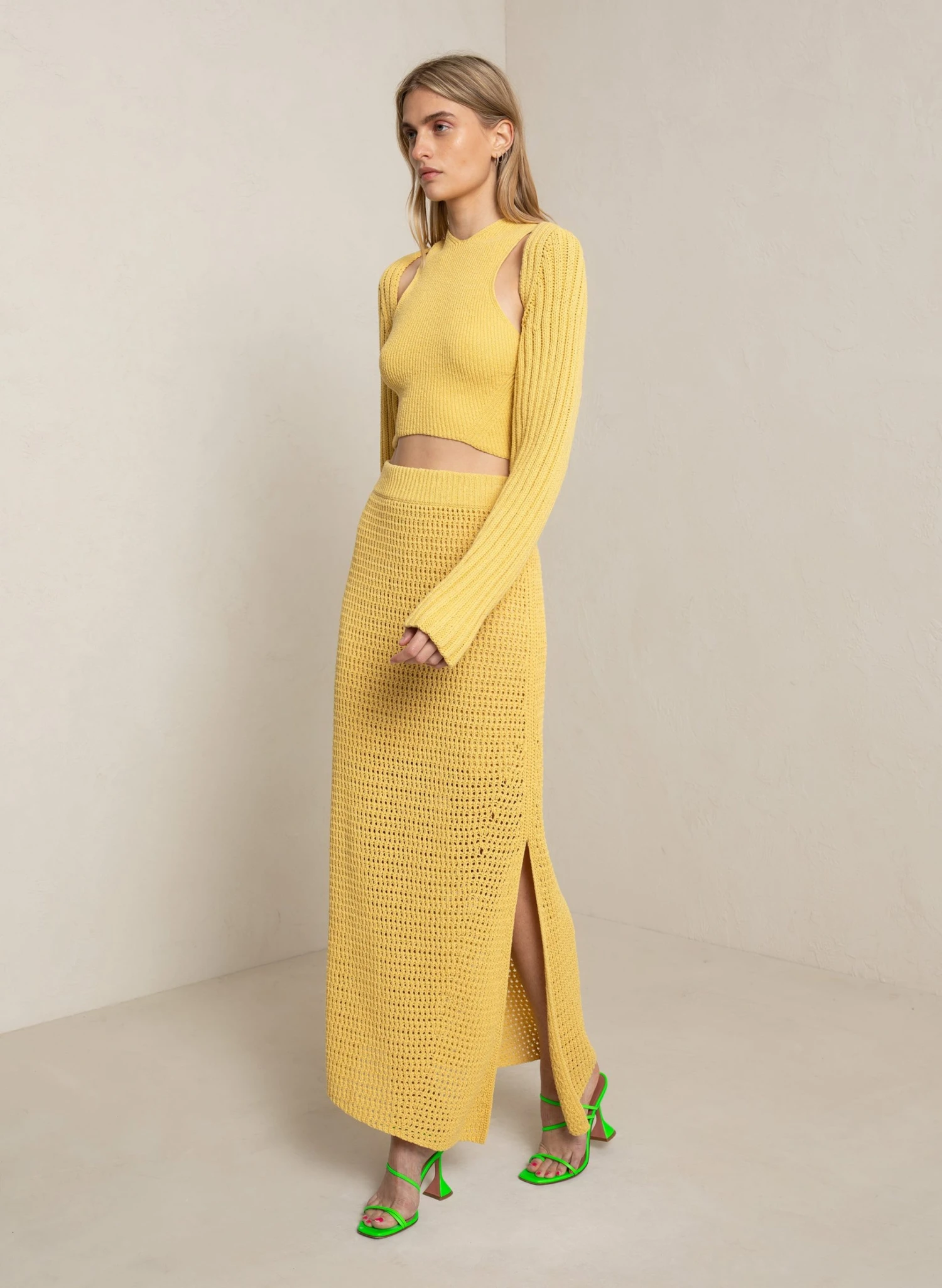 ALC LTD Sawyer Ribbed Knit Bolero Knitwear 4 ALC LTD Sawyer Ribbed Knit Bolero Knitwear