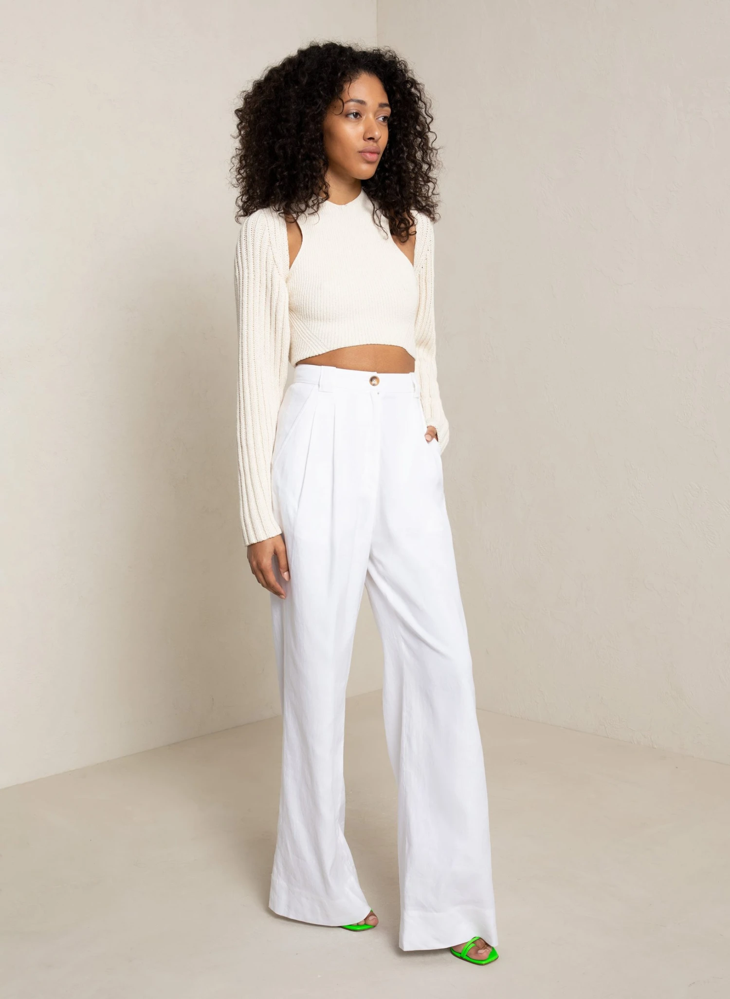 ALC LTD Sawyer Ribbed Knit Bolero Knitwear 4 ALC LTD Sawyer Ribbed Knit Bolero Knitwear